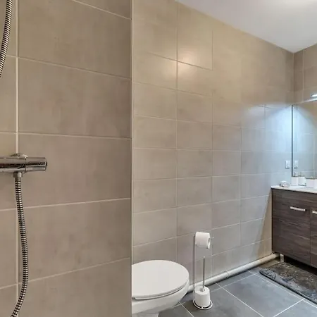 Zenbnb - Rova - 4 Pers - Centre Ville- Wifi *