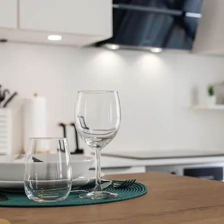 Apartamento Zenbnb - Rova - 4 Pers - Centre Ville- Wifi
