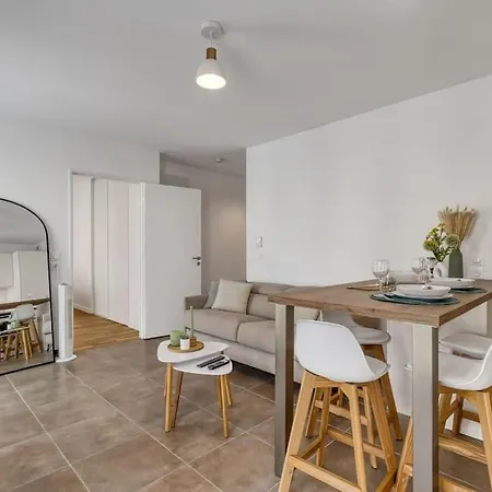 Zenbnb - Rova - 4 Pers - Centre Ville- Wifi Apartamento *