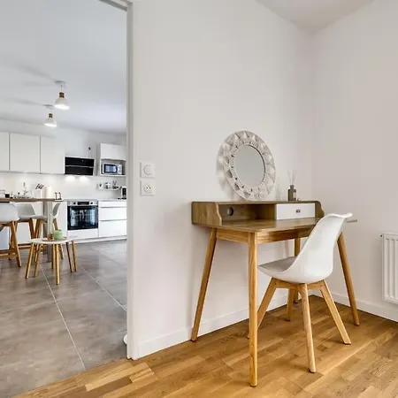 Zenbnb - Rova - 4 Pers - Centre Ville- Wifi *