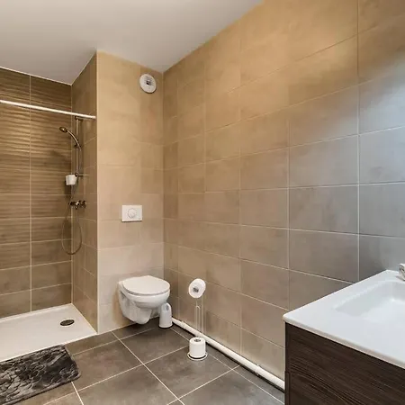Zenbnb - Rova - 4 Pers - Centre Ville- Wifi Apartment *