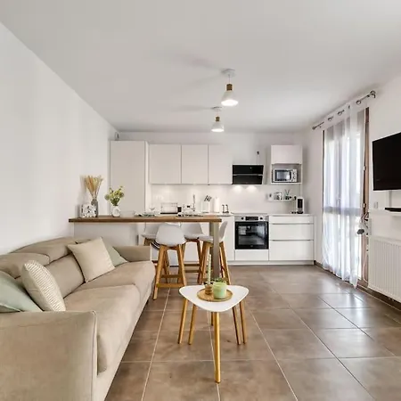 Apartamento Zenbnb - Rova - 4 Pers - Centre Ville- Wifi Annemasse