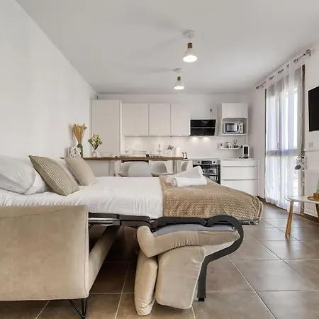 Zenbnb - Rova - 4 Pers - Centre Ville- Wifi *